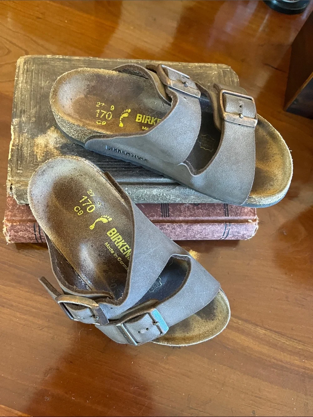 N/A arizona sandal